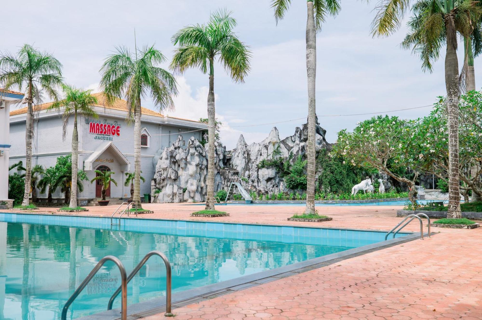 Ngoc Thu Hotel Soc Trang Buitenkant foto