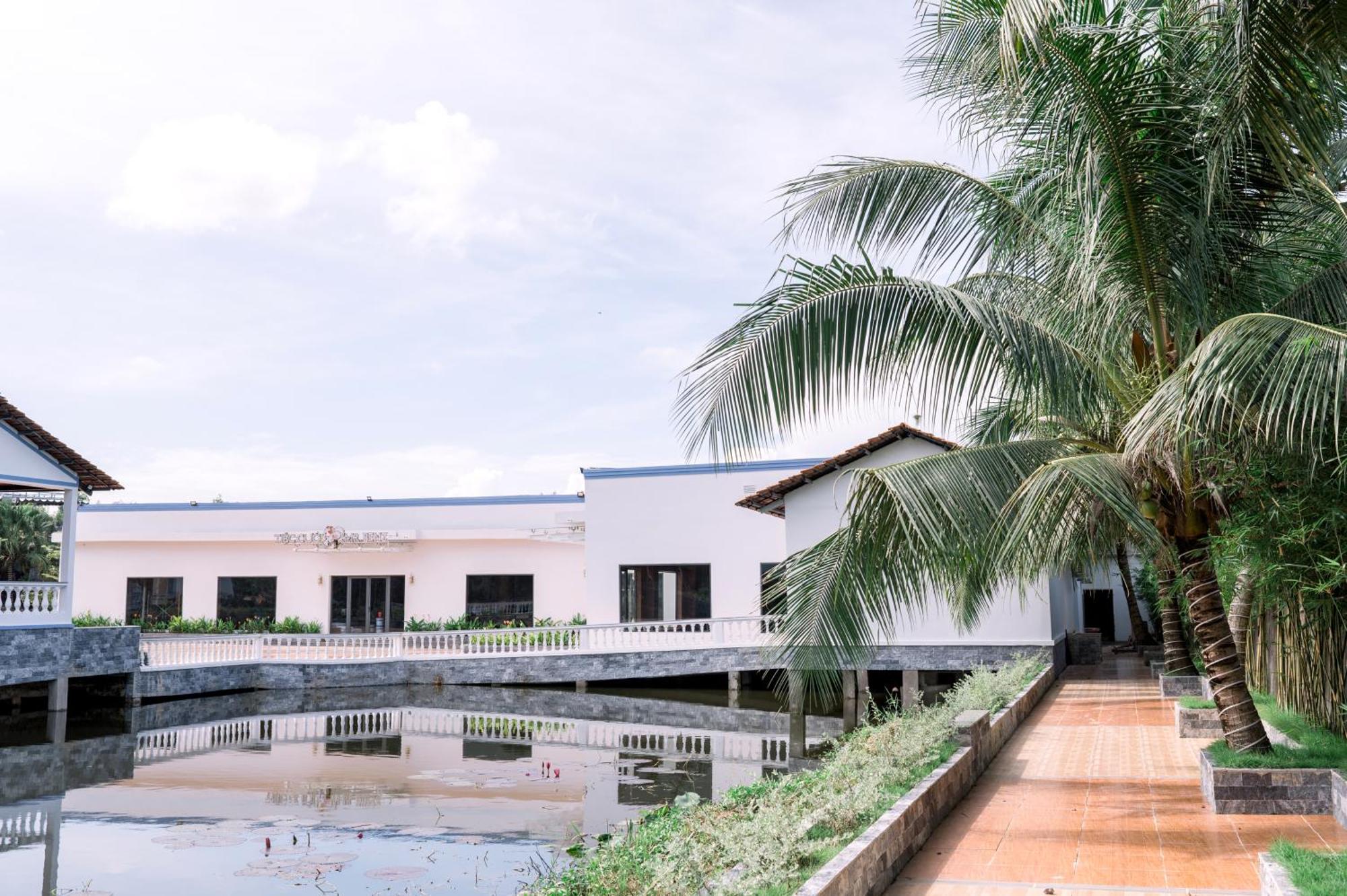Ngoc Thu Hotel Soc Trang Buitenkant foto