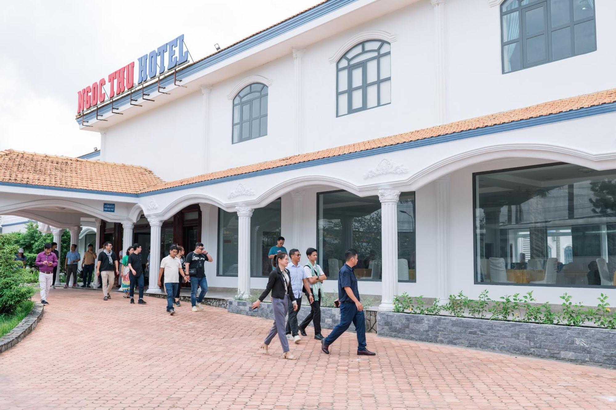 Ngoc Thu Hotel Soc Trang Buitenkant foto