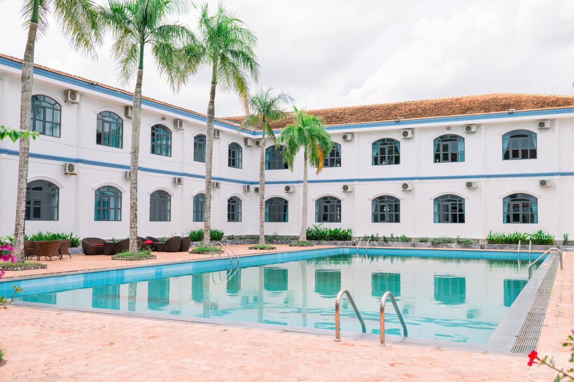 Ngoc Thu Hotel Soc Trang Buitenkant foto