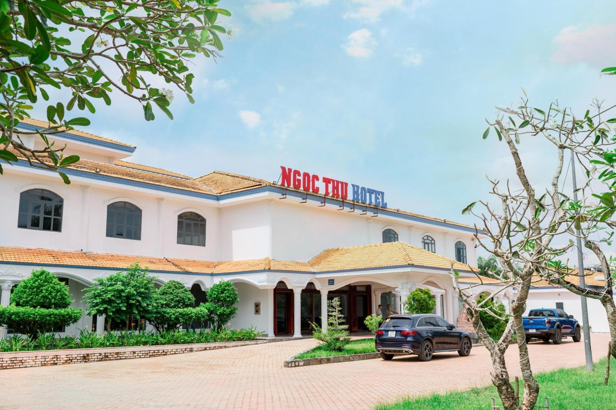 Ngoc Thu Hotel Soc Trang Buitenkant foto
