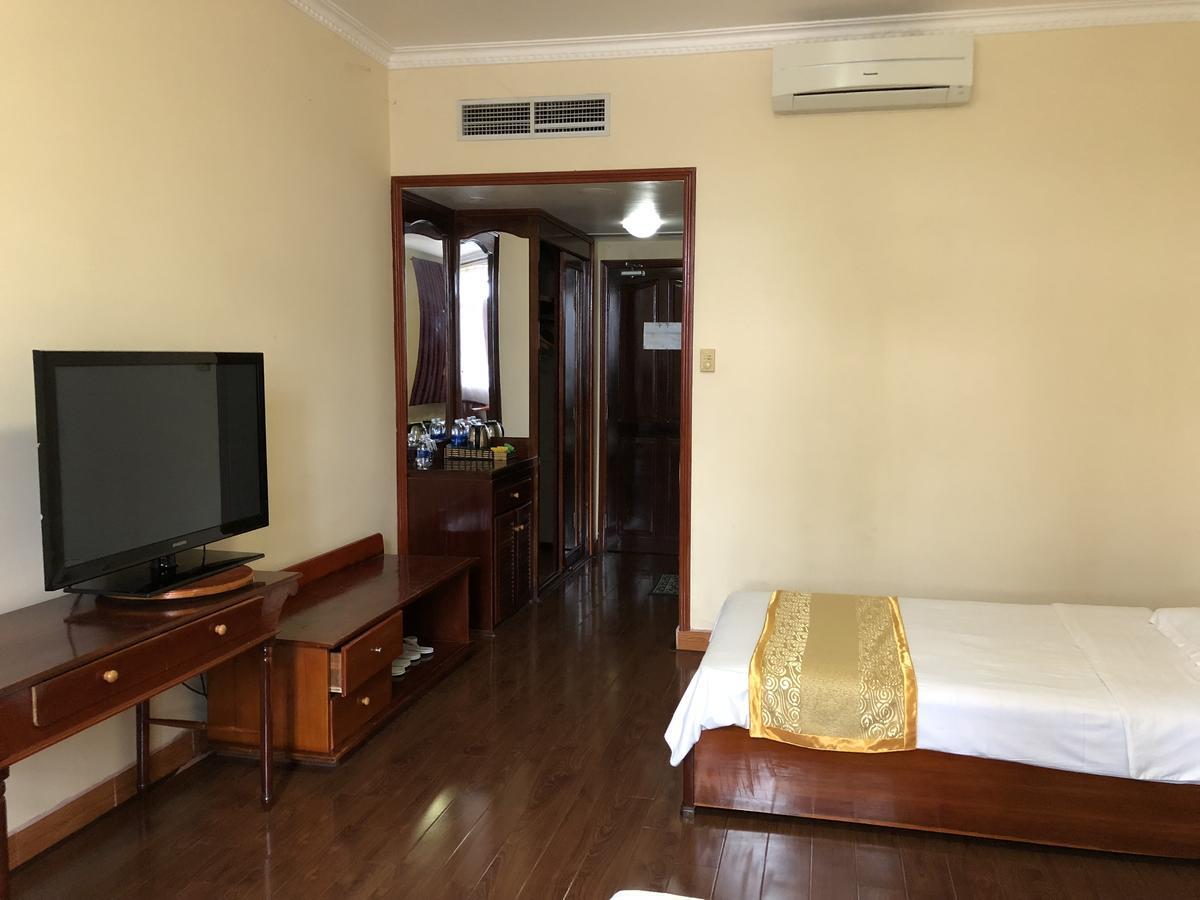 Ngoc Thu Hotel Soc Trang Buitenkant foto
