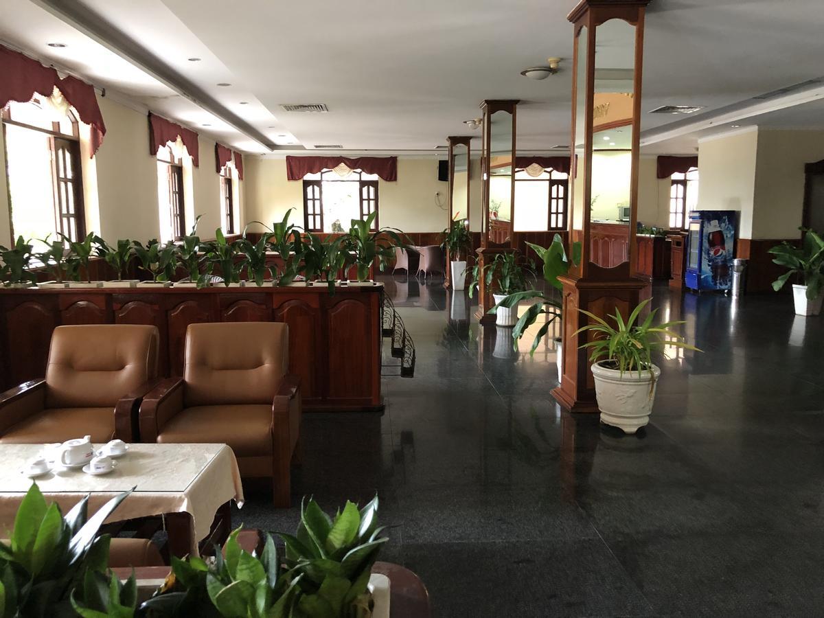 Ngoc Thu Hotel Soc Trang Buitenkant foto
