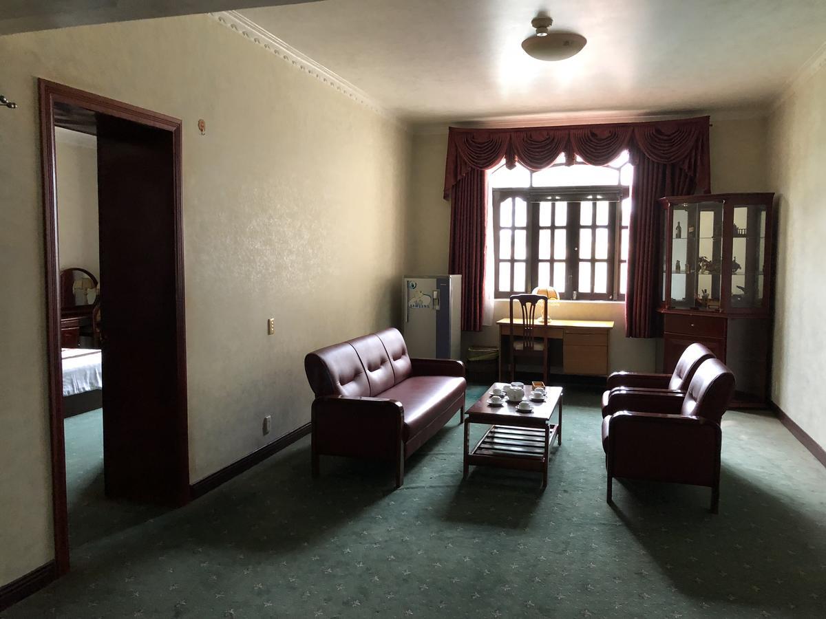 Ngoc Thu Hotel Soc Trang Buitenkant foto