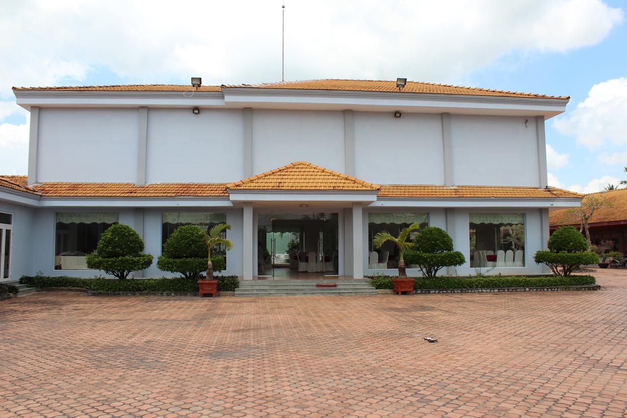 Ngoc Thu Hotel Soc Trang Buitenkant foto